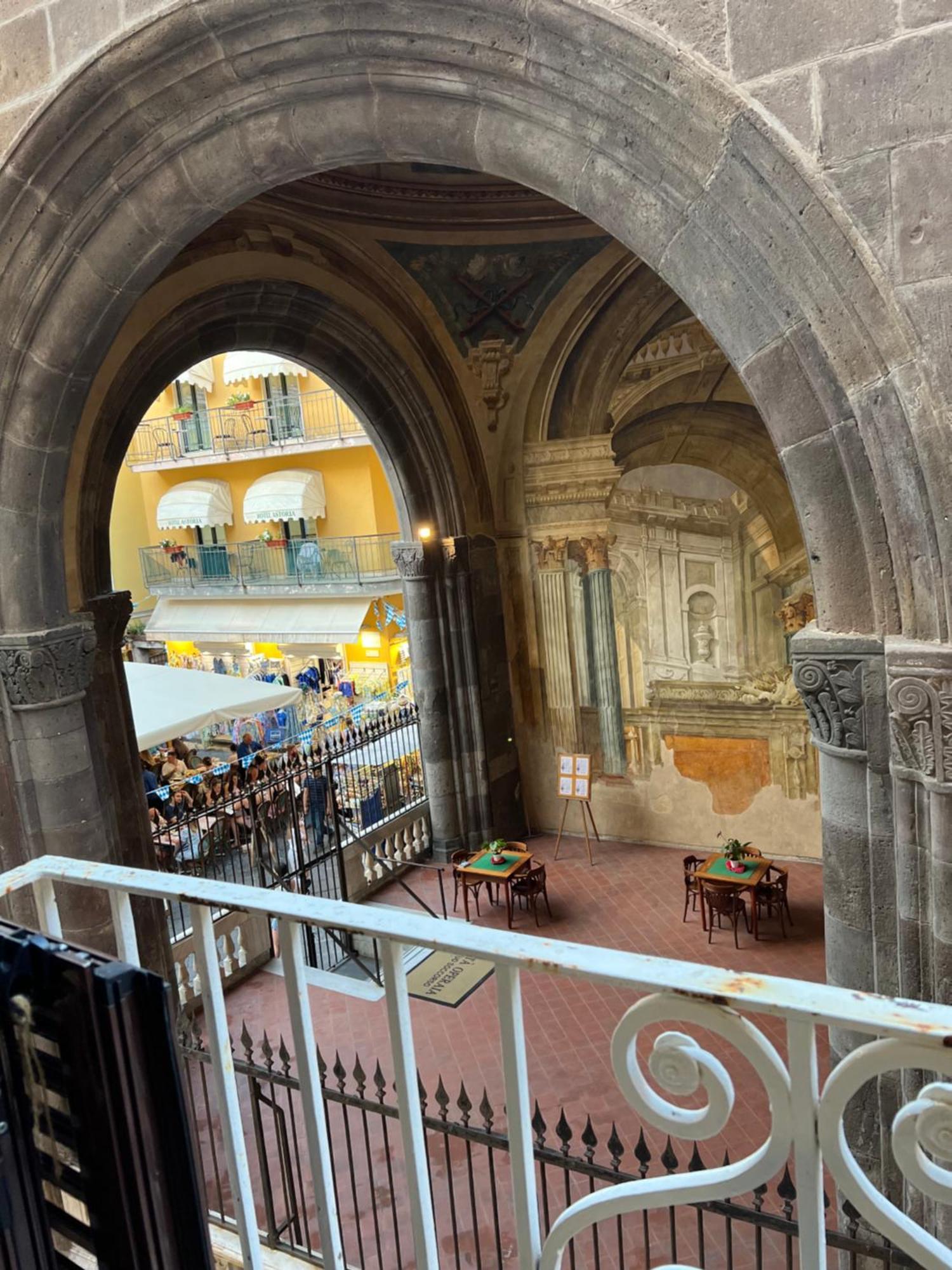 Inside Sedil Dominova House Apartment Sorrento Luaran gambar